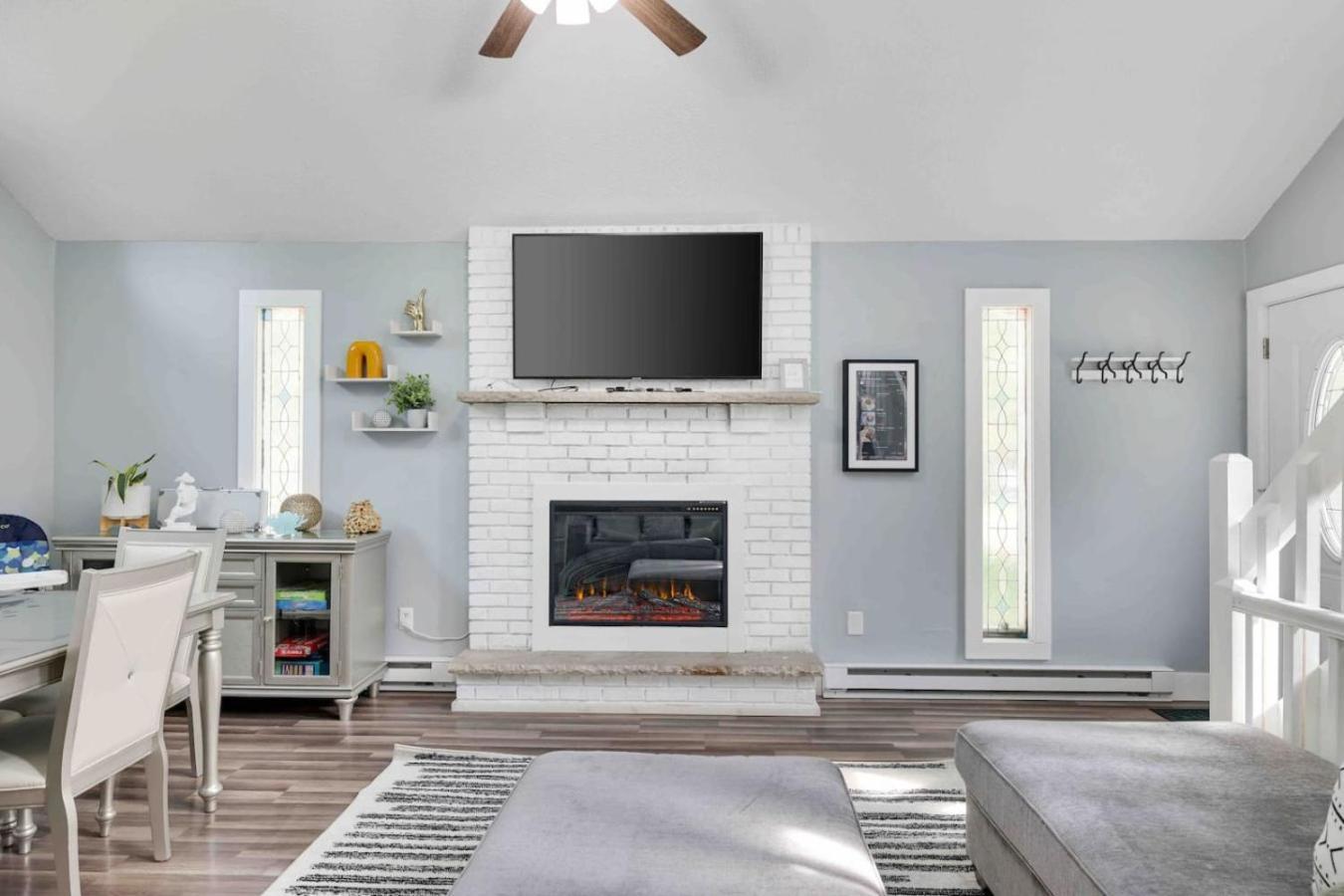 Modern Poconos Cozy 5br Game Tobyhanna
