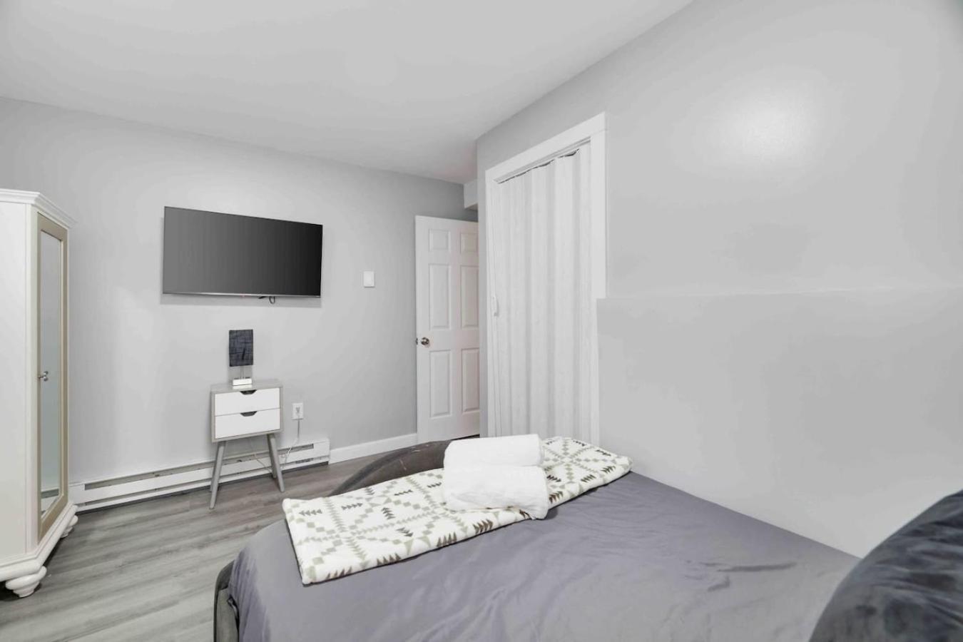 Modern Poconos Cozy 5br Game * Tobyhanna